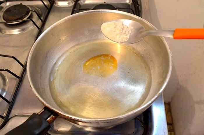 Как пожарить что угодно, при этом не запачкать плиту маслом