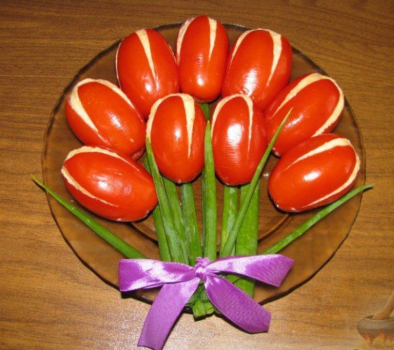Холодная закуска Тюльпаны из помидоров к 8 марта!