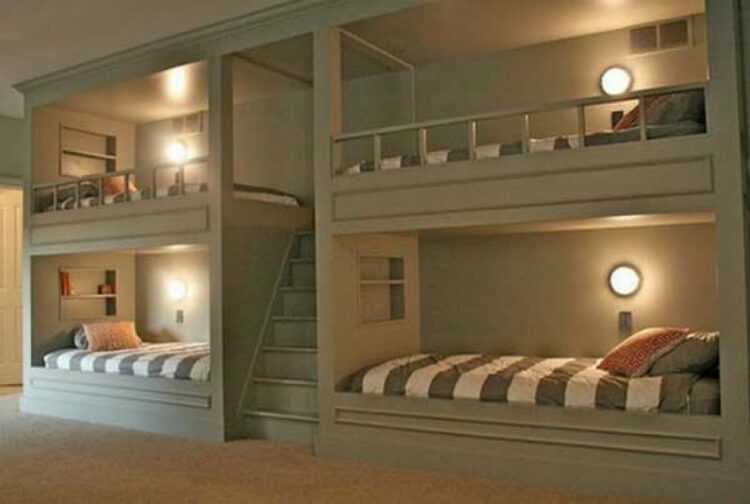 Кровати и спальни для больших семей и крохотных пространств